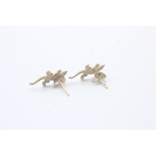 92 - 9ct gold gecko stud earring (0.4g)