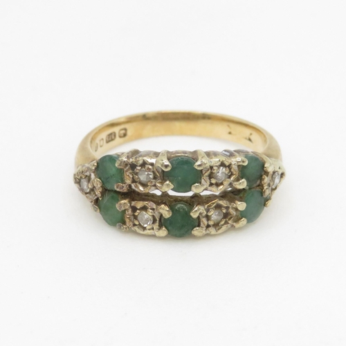 111 - 9ct gold emerald and diamond twin row ring (3.3g) Size J