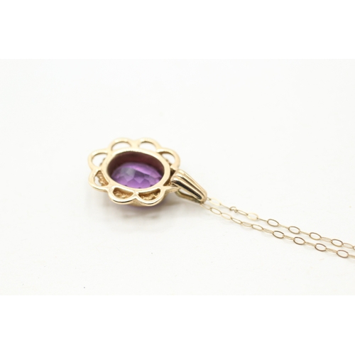 13 - 9ct gold amethyst pendant on chain (2.8g)