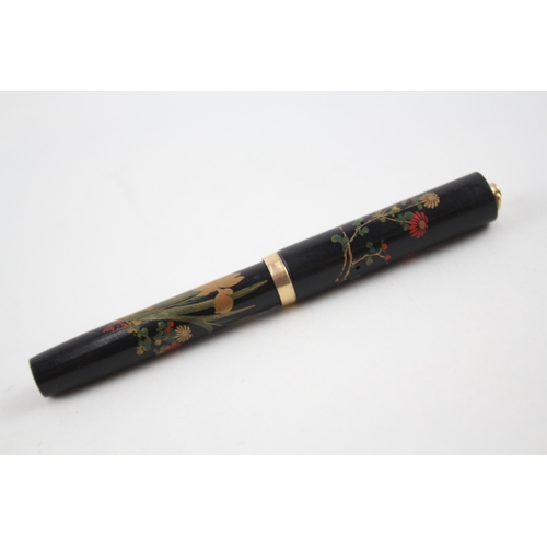 467 - Vintage DUNHILL x NAMIKI Maki-E Black Floral Lacquer Fountain Pen w/ 14ct Nib