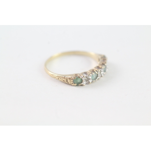 63 - 9ct gold emerald and diamond row ring (1.4g) Size M