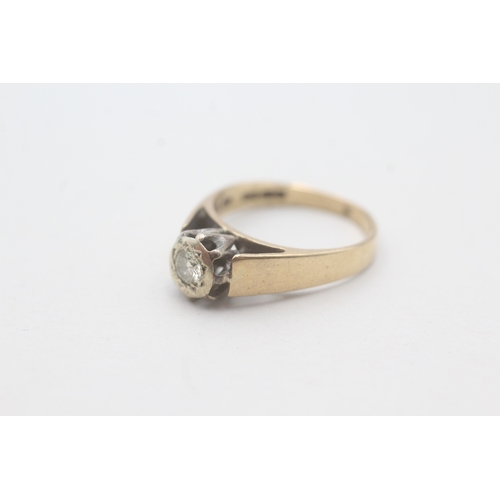 70 - 9ct gold diamond single stone ring (2.7g) Size K