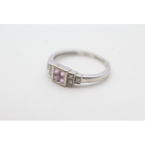 78 - 9ct gold purple sapphire and diamond ring (2.2g) Size O 1/2