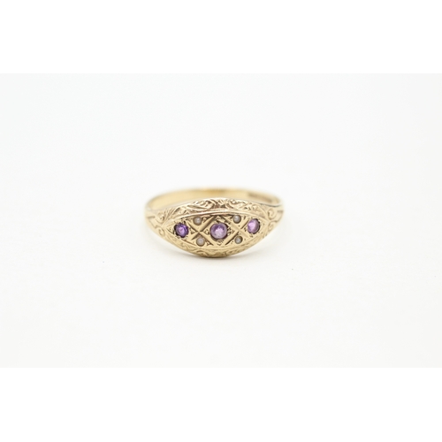 94 - 9ct gold amethyst and seed pearl flat setting ring (1.6g) Size O