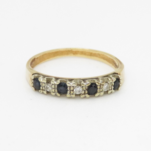 119 - 9ct gold sapphire and diamond row ring (2.2g) Size Q