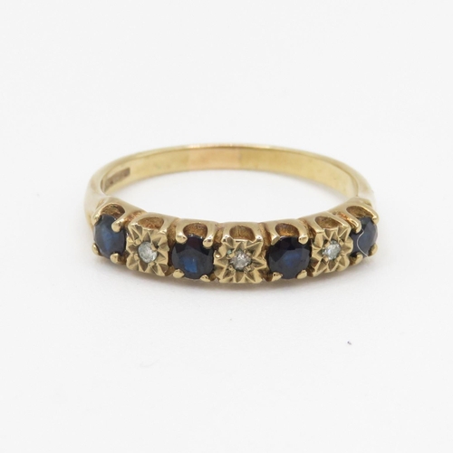 175 - 9ct gold diamond and sapphire ring (2.4g) Size R