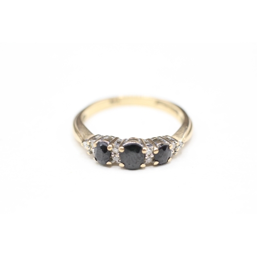 10 - 9ct gold diamond and sapphire multi stone ring (2.6g) Size P