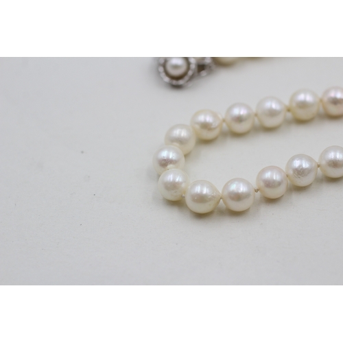 109 - 14ct gold cultured pearl necklace