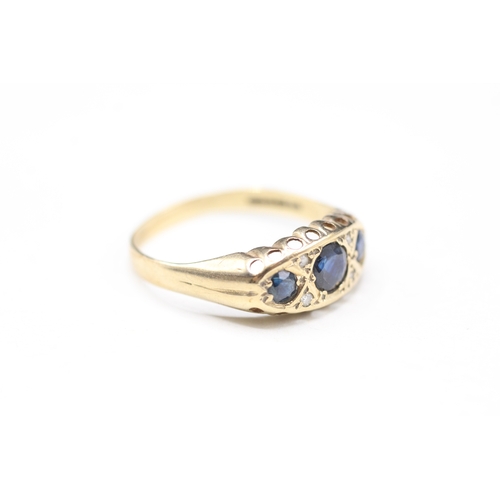 117 - 9ct gold sapphire and diamond flat setting ring (1.8g) Size R