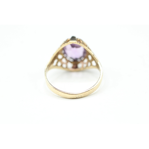 118 - 9ct gold amethyst single stone ring (2.1g) Size K