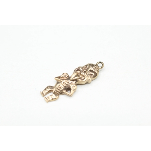 128 - 9ct gold figure charm (2g)