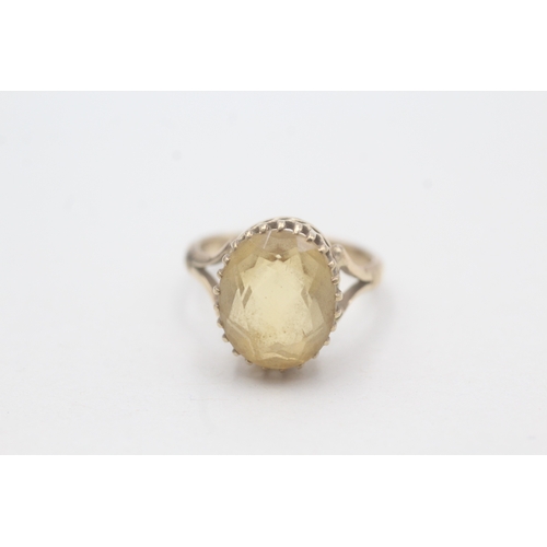 136 - 9ct gold citrine single stone ring (2.9g) Size K