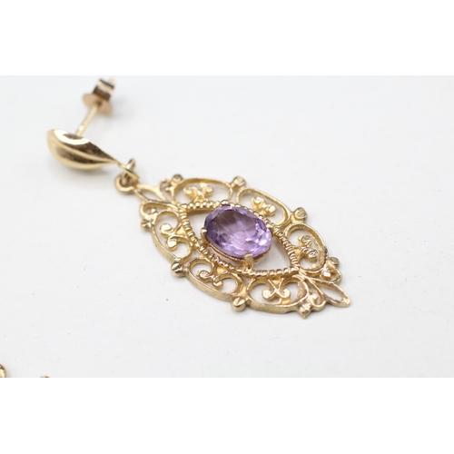 138 - 9ct gold amethyst drop earrings (2.9g)