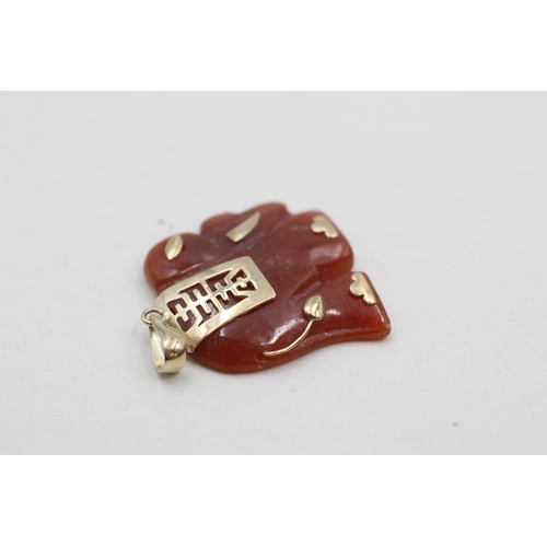 169 - 14ct gold red jade elephant pendant (5.6g)