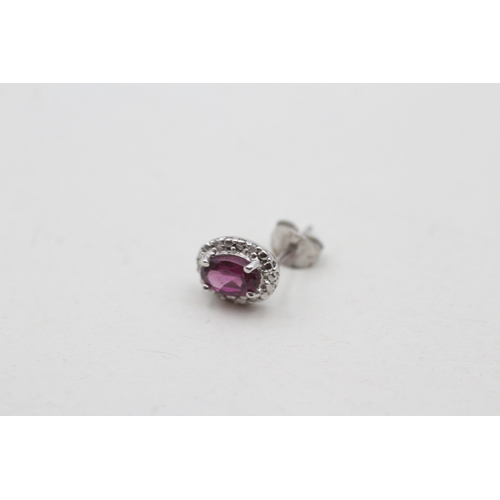 217 - 14ct white gold diamond and garnet set cluster stud earrings (1.4g)