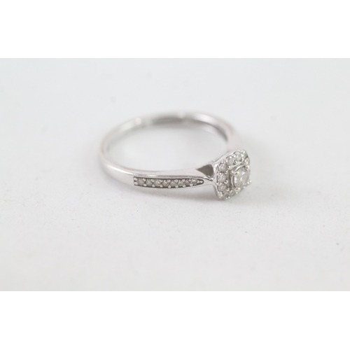 235 - 9ct gold diamond dress ring, total diamond weight: 0.25ct (approximately) (1.8g) Size L