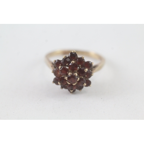 237 - 9ct gold vintage garnet dress ring (3.8g) Size Q 1/2