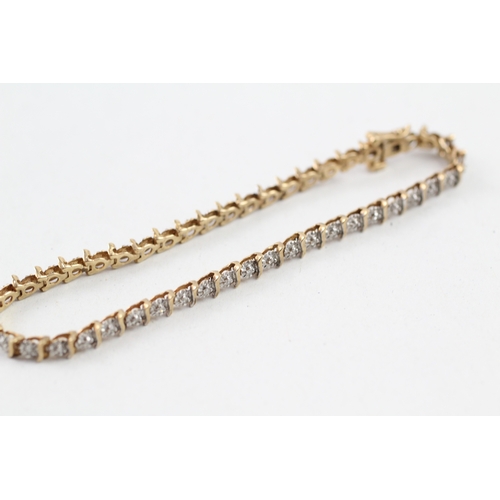 247 - 9ct gold diamond bracelet (6.1g)