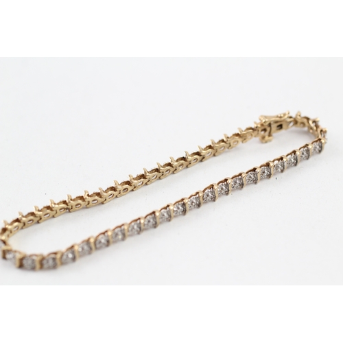 247 - 9ct gold diamond bracelet (6.1g)