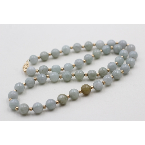 25 - 14ct gold clasped jade beaded necklace (42.5g)