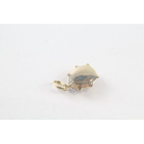 33 - 9ct gold ladybird charm (0.3g)