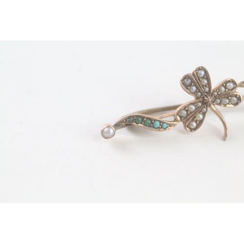 4 - 9ct gold seed pearl and turquoise clover bar brooch (2.2g)