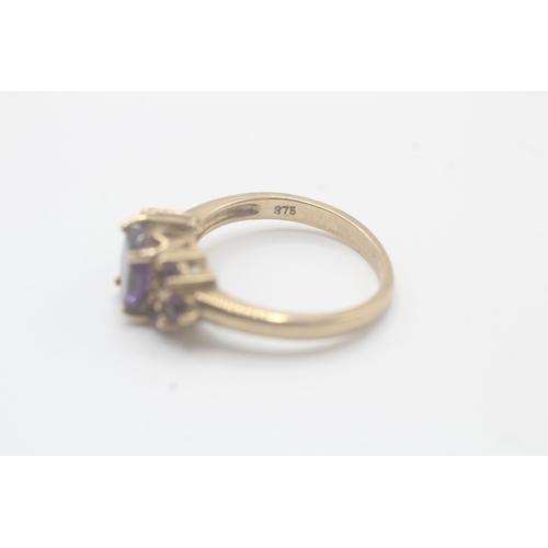 41 - 9ct gold diamond & amethyst dress ring (3.5g) Size M 1/2