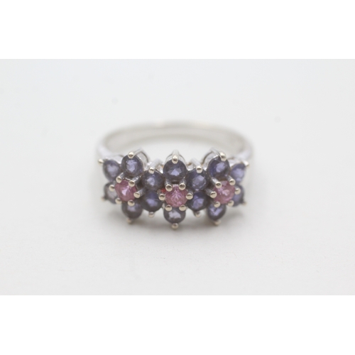 96 - 14ct gold pink sapphire & iolite cluster ring (4.5g) Size S