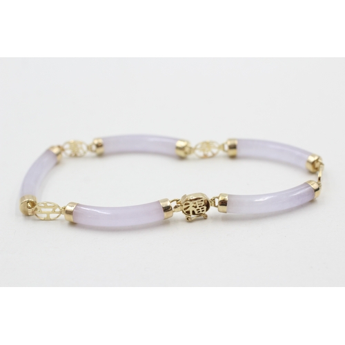 97 - 14ct gold jade spacer bracelet (9.9g)