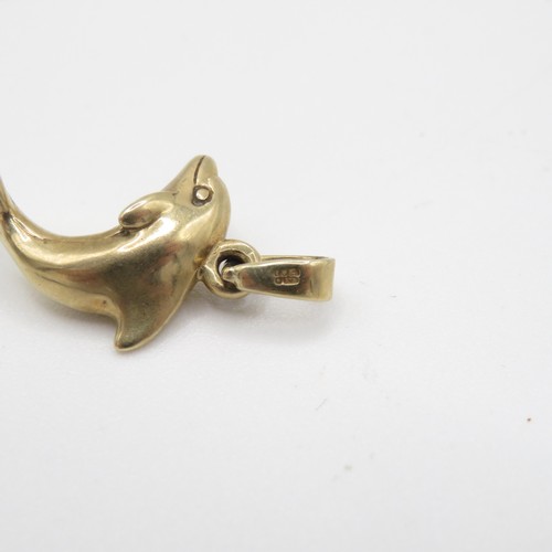 1 - 2x 9ct gold dolphin pendants (5.6g)