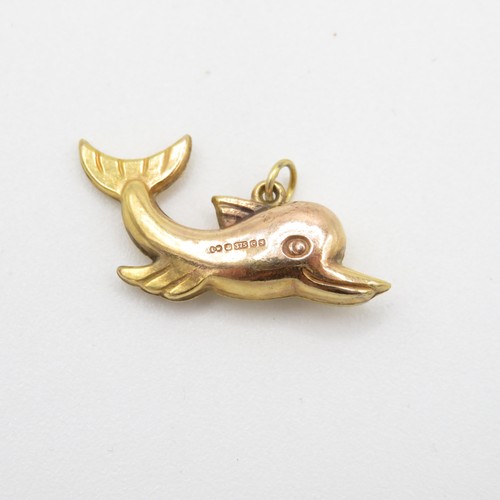 1 - 2x 9ct gold dolphin pendants (5.6g)