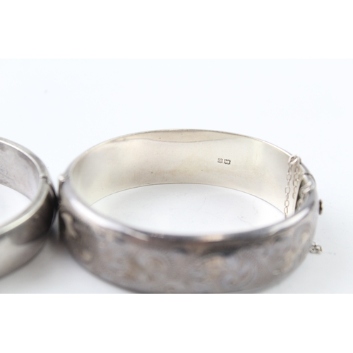 273 - Collection of Sterling Silver Bangles inc. Etched, Minimalist x 2 56g