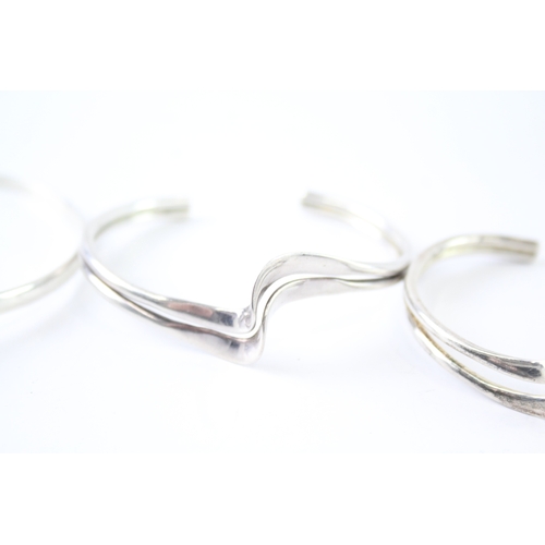 278 - Collection of Sterling Silver Bangles inc. Modernist, Wave, Bee, Torque x 4 50g