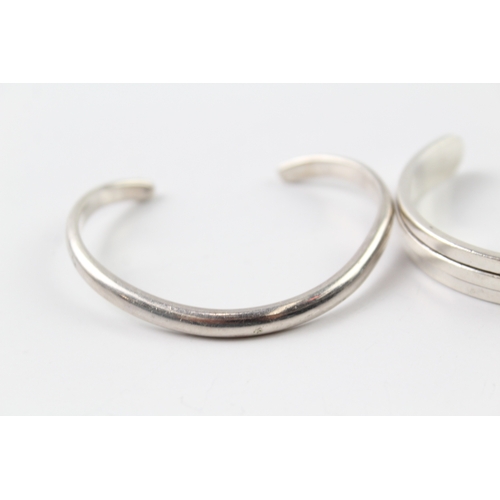 288 - Collection of Sterling Silver Bangles inc. Seven, Modernist, Minimalist x 2 55g