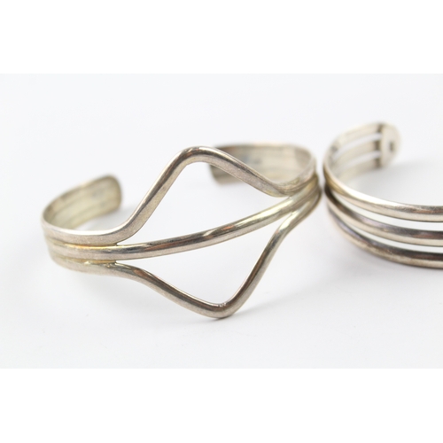 299 - Collection of Sterling Silver Bangles inc. Multirow, Modernist x 2 50g