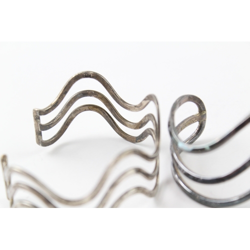 307 - Collection of Sterling Silver Bangles inc. Wave, Modernist, Cuff x 3 80g