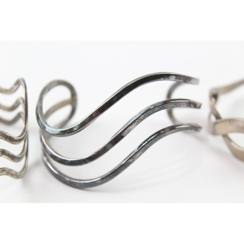 307 - Collection of Sterling Silver Bangles inc. Wave, Modernist, Cuff x 3 80g