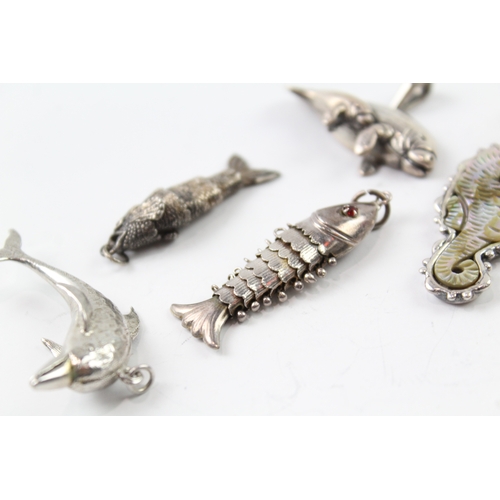 314 - Collection of Sterling Silver Animal Pendants inc. Articulated Fish x 7 56g