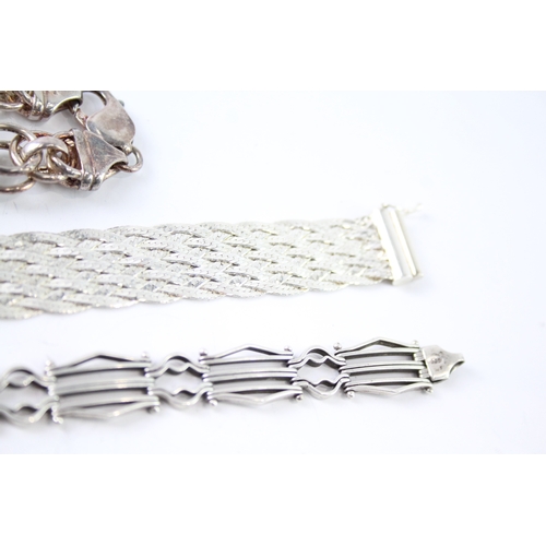 317 - Collection of Sterling Silver Bracelets inc. Plaited, Chainmaille x 3 60g