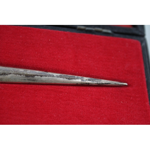 440 - Vintage Hallmarked 1977 London Sterling Silver Letter Opener Silver Jubilee 66g