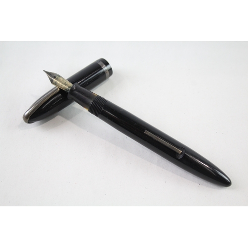 448 - Vintage Sheaffer Balance 500 Black Fountain Pen w Feathertouch Steel Nib WRITING