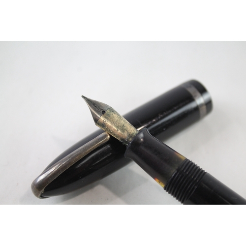 448 - Vintage Sheaffer Balance 500 Black Fountain Pen w Feathertouch Steel Nib WRITING