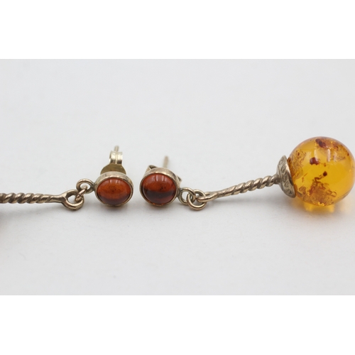 125 - 9ct gold baltic amber set drop earrings (4.6g)