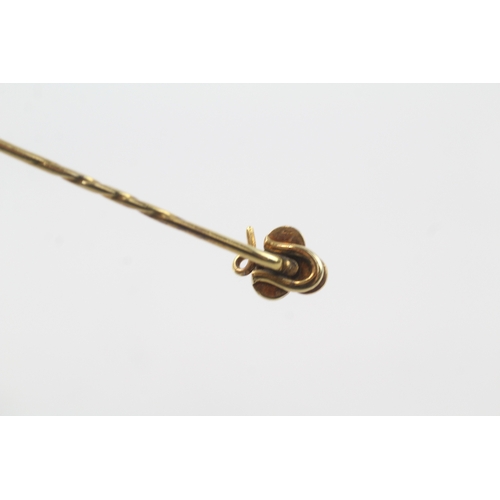 146 - 14ct gold seed pearl clover stick pin (1.2g)