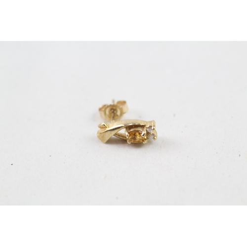 157 - 9ct gold citrine & diamond stud earrings (1.6g)