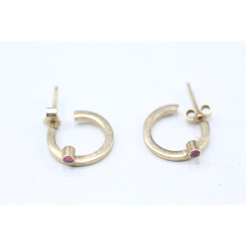 16 - 9ct gold ruby set hoop earrings (1.7g)