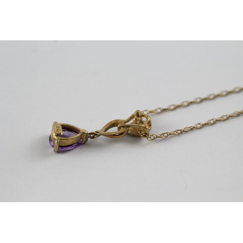 189 - 9ct gold amethyst pear pendant on chain (1.5g)