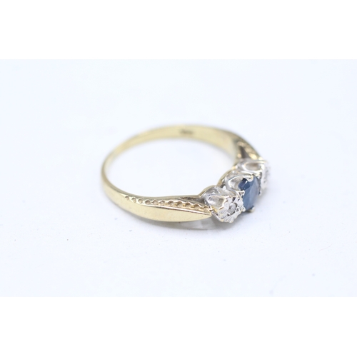 20 - 9ct gold illusion set diamond and sapphire trilogy ring (2.3g) Size M