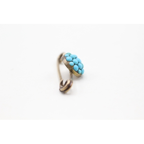 3 - 15ct gold and turquoise brooch (3.4g)