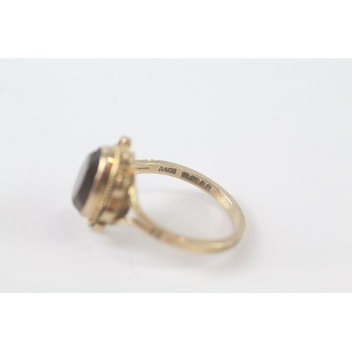 33 - 9ct gold smokey quartz ring (2.9g) Size N